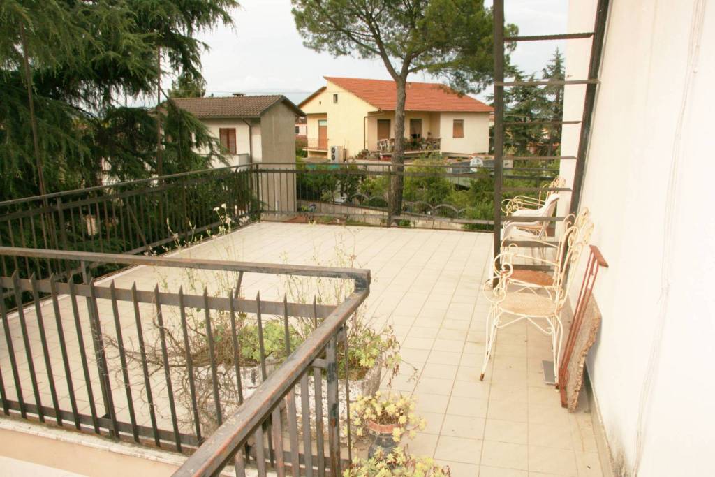 Casa indipendente in Vendita a Arezzo: 5 locali, 170 mq
