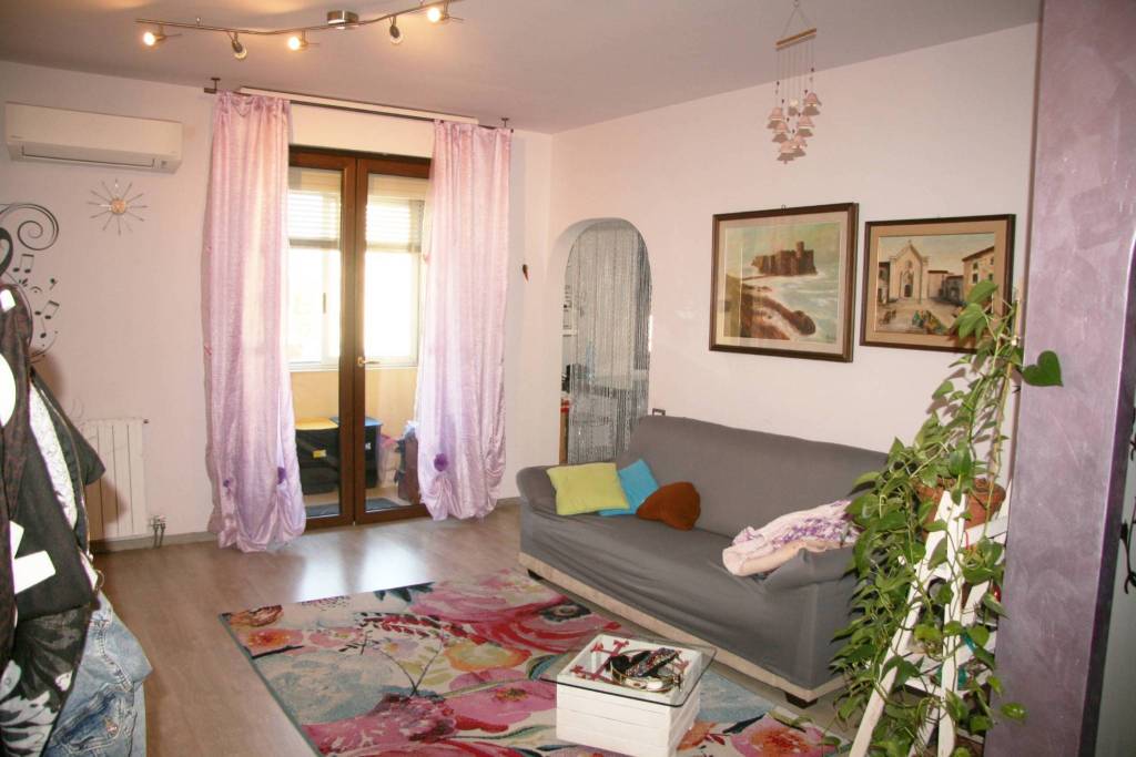 Appartamento in Vendita a Arezzo: 5 locali, 90 mq