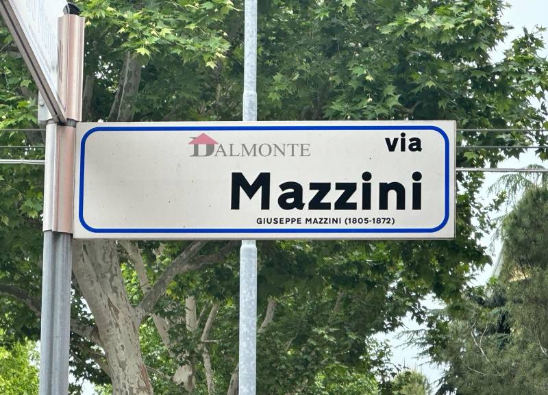 Mazzini - Via Giuseppe Mazzini