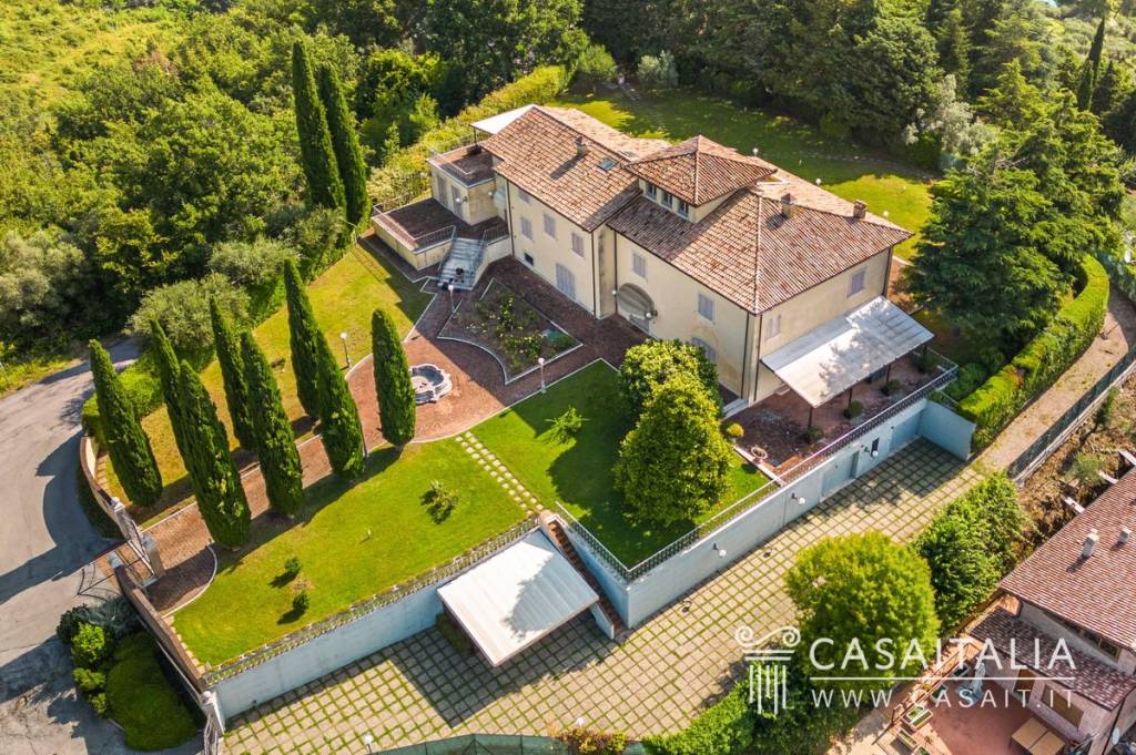 Villa con parco in vendita a Perugia