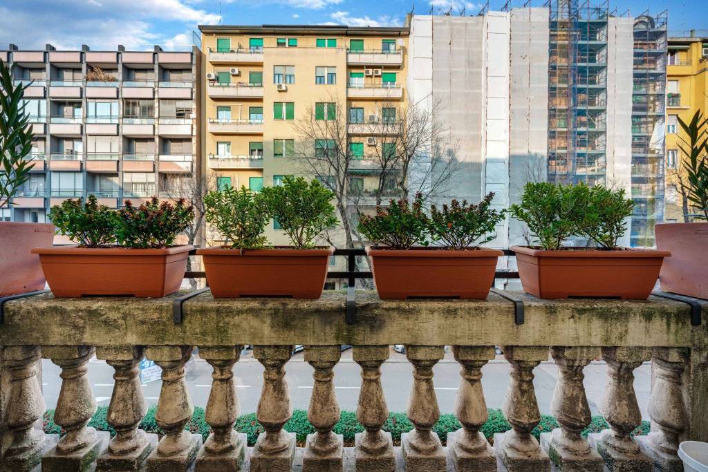 Appartamento in Vendita a Milano: 4 locali, 137 mq - Foto 2